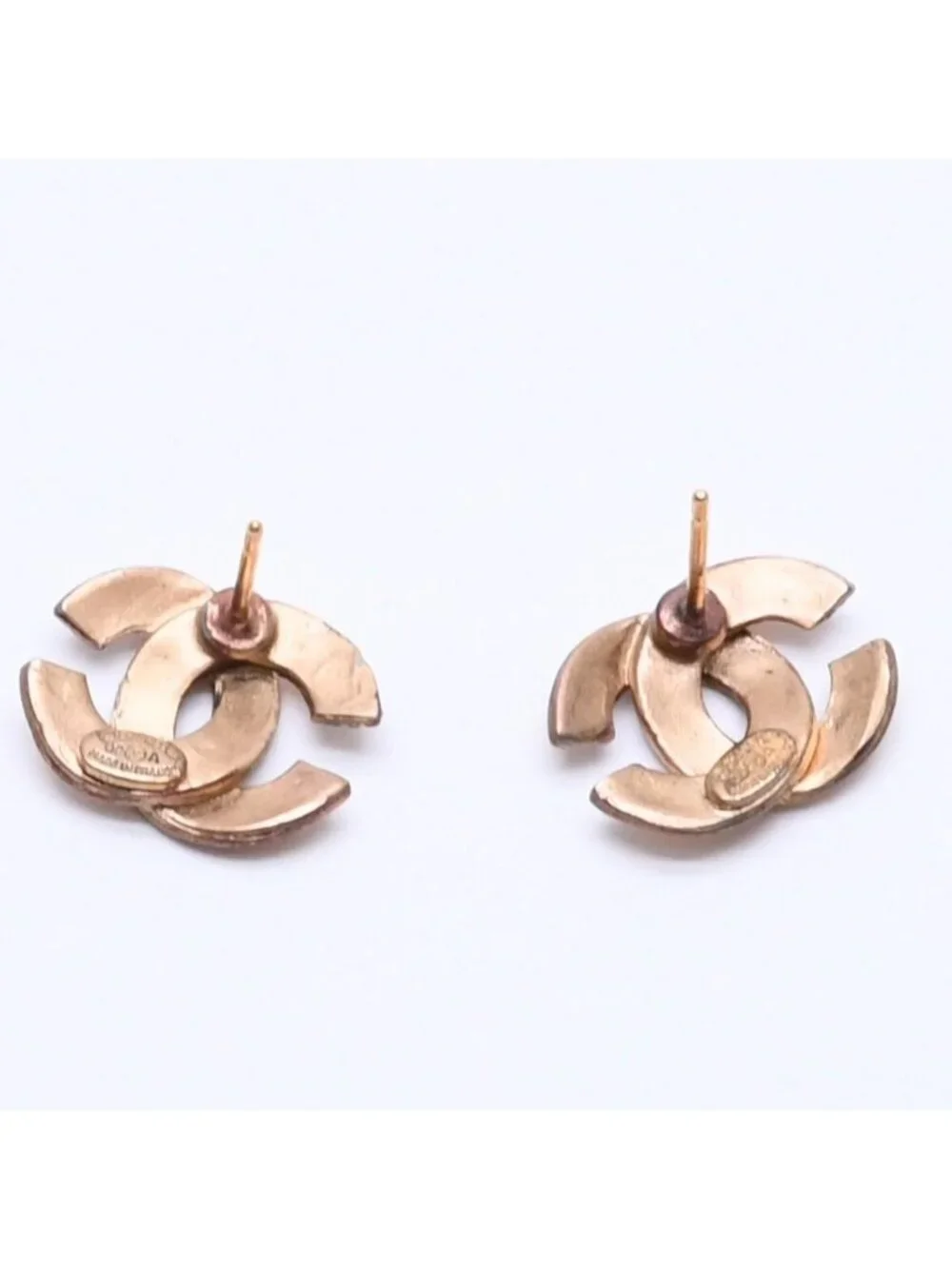 Chanel CC Logo Shape Stud Earrings Rib Texture 00 Gold Metal